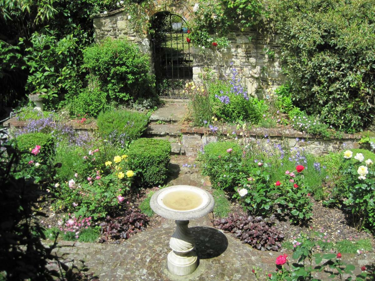 Tilford Mill Cottage ฟาร์แนม ภายนอก รูปภาพ